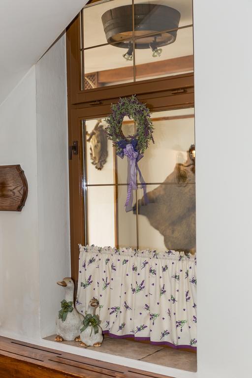 Penzion Gazdovsky Hostinec Topoľčianky Екстериор снимка